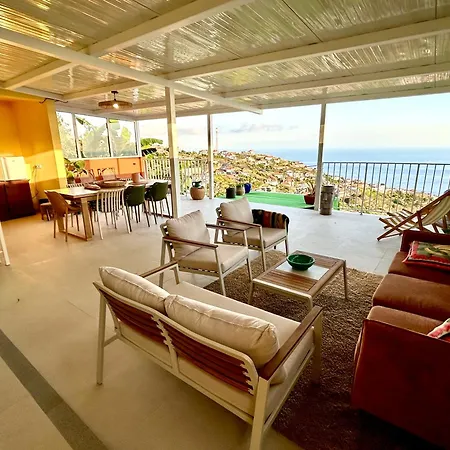 Bamboo Star House *